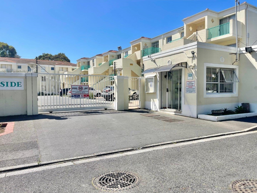 1 Bedroom Property for Sale in Rosebank Western Cape